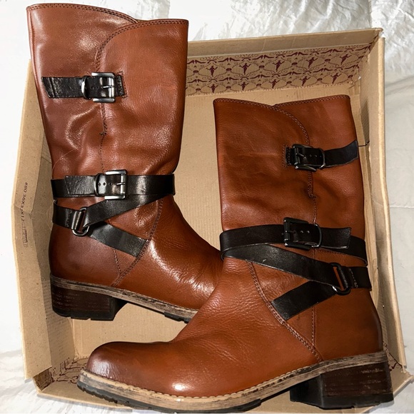 Clarks Shoes - Clarks Volara Melody Boos